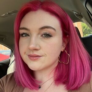 Meet your Posher, Samantha